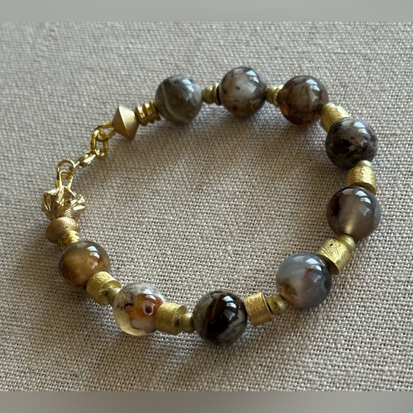 22 inch Black Cherry Blossom Agate Gemstone bead Necklace NWOT - Picture 10 of 15